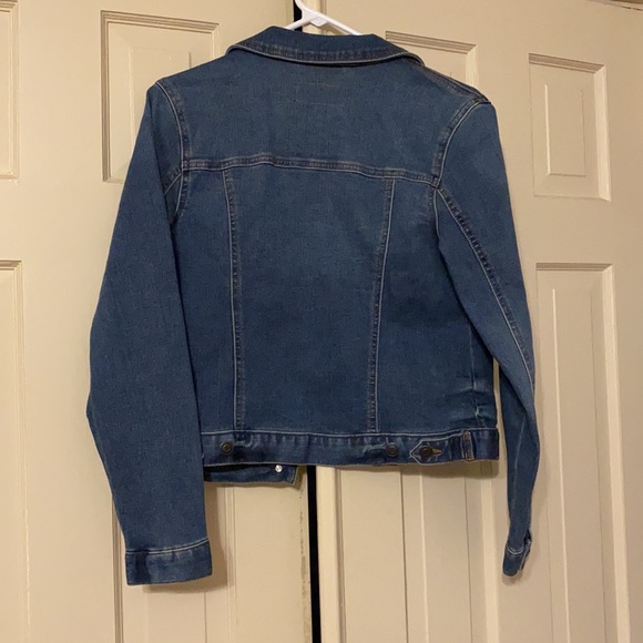 Time and Tru jean jacket - Picture 2 of 3